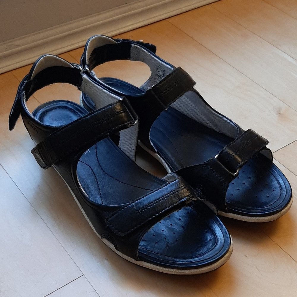 Geox Respira Ladies leather sandals, size 8